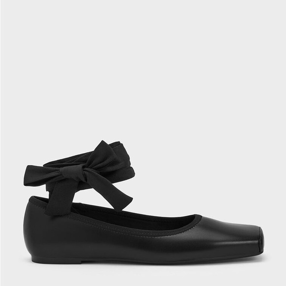 Charles & Keith Black Tie-Around Ballerina Flats 🖤 - Picture 3 of 4